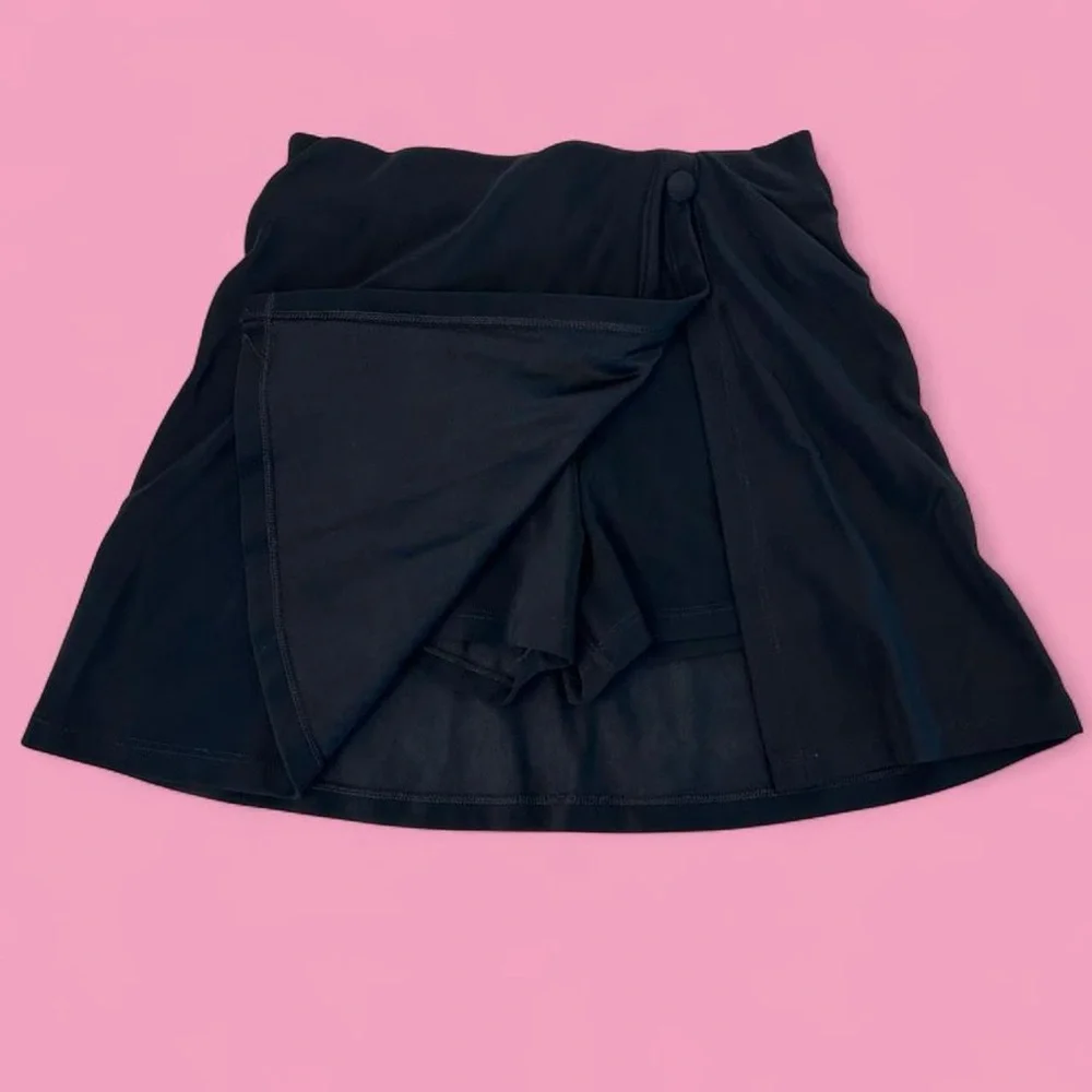 Vintage Y2K Preppy Black Cheer Style Mini Skirt w Button Detail by Elan - Picture 5 of 7